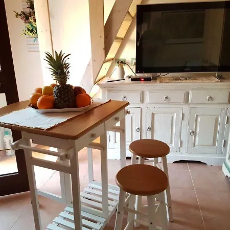 Il Cortile Di Dea 아르자케나